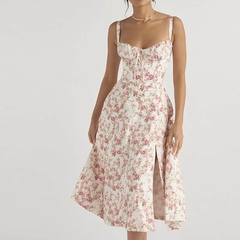 Elegantes Blumenkleid mit Spaghettiträgern – Sommer-Party-Outfit